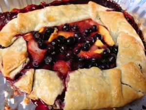 Grilled Peach Berry Pie